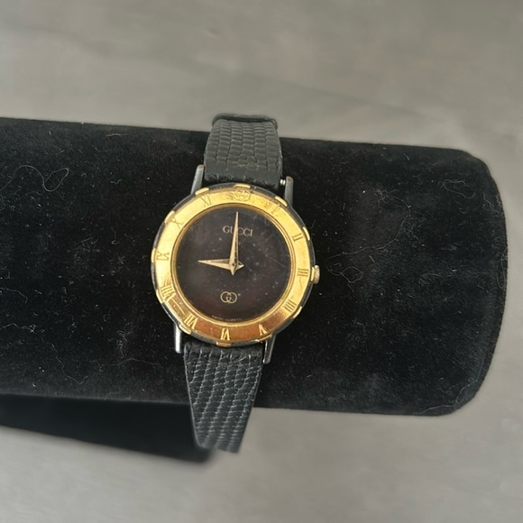 Gucci Accessories - GUCCI 3200L Lady's Wristwatch Swiss Quartz